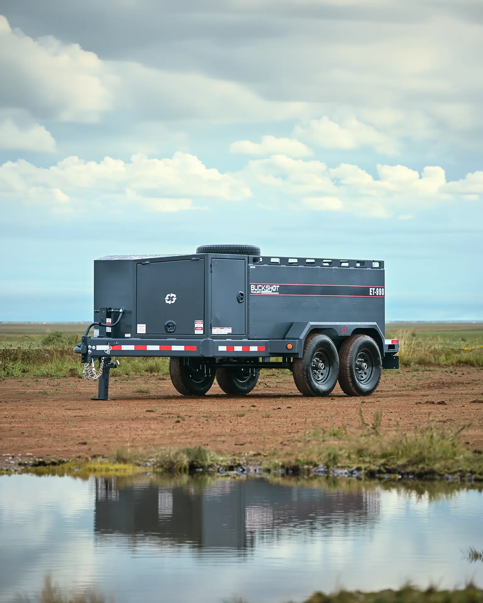 Buckshot ET-990 commercial bumper pull fuel trailer